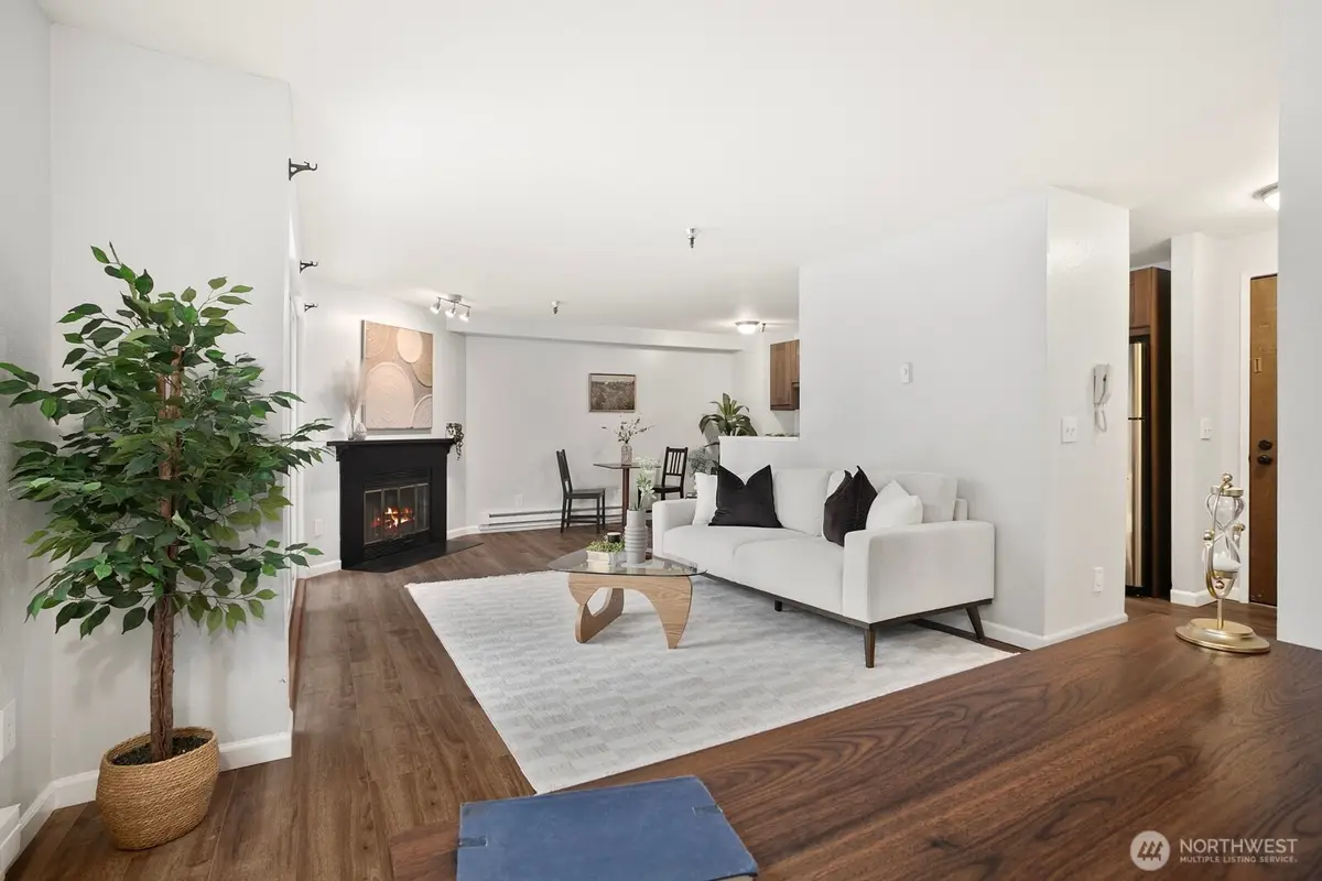 1100 NE Harrington Avenue Ne #211, Renton, WA 98056 - #1