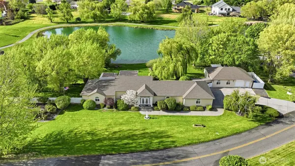 3413 Eastlake Drive, West Richland, WA 99353