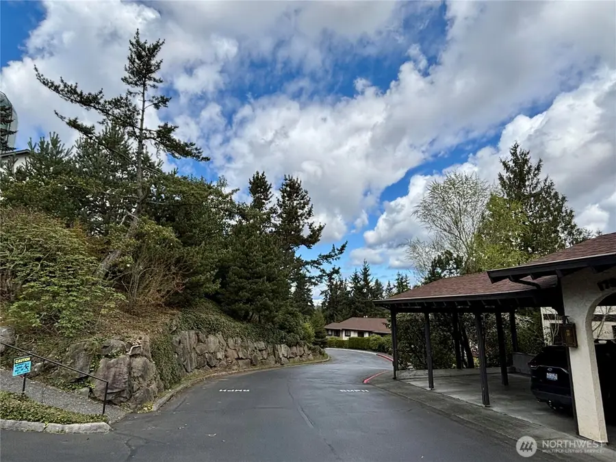 17918 23rd Lane Ne #302, Shoreline, WA 98155 - #2