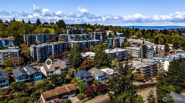 3424 25th Avenue W #201, Seattle, WA 98199