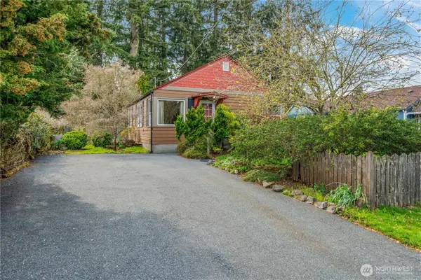 16751 Linden Avenue N, Shoreline, WA 98133