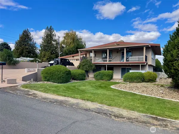 840 Braeburn Place Nw, Soap Lake, WA 98851