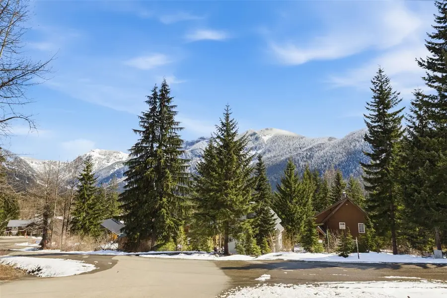 21 Arlberg Place, Snoqualmie Pass, WA 98068 - #2