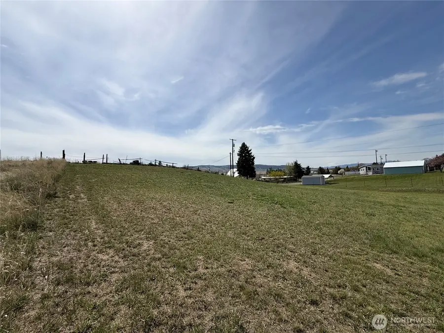 401 E Willow Street, Waterville, WA 98858 - #3