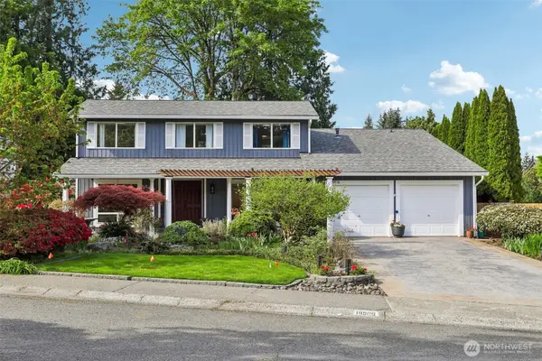 18906 SE 44th Place, Issaquah, WA 98027