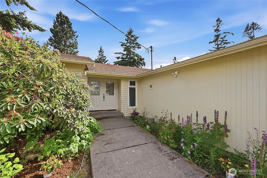 4032 Meridian Avenue N, Marysville, WA 98271 - #2