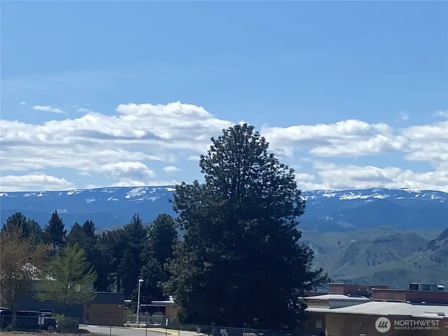 129 Harold Street Ne #7, East Wenatchee, WA 98802 - #3