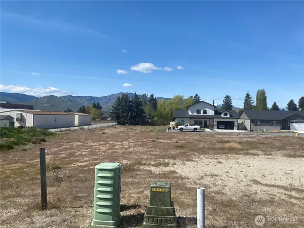 128 Harold Street Ne #13, East Wenatchee, WA 98802
