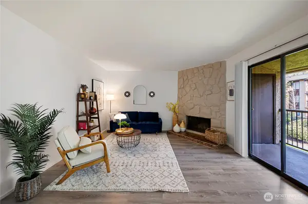 14510 124th Avenue Ne #E35, Kirkland, WA 98034