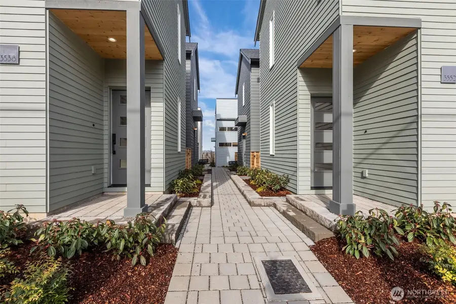 3552 S Dawson Street, Seattle, WA 98118 - #2