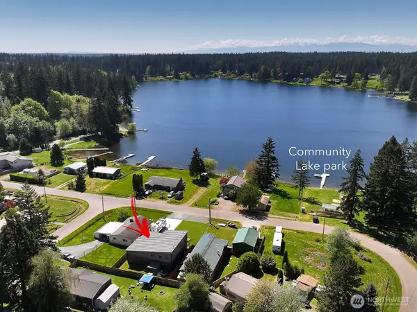 6459 Lake Shore Drive, Clinton, WA 98236
