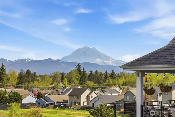 7808 211th Avenue E, Bonney Lake, WA 98391