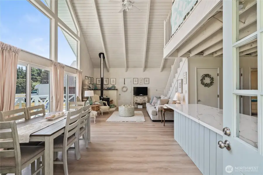 195 Ocean Shores Boulevard Sw, Ocean Shores, WA 98569 - #2