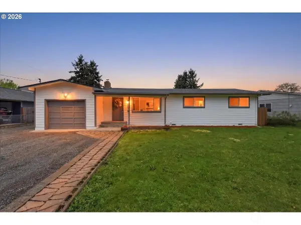 132 Green Acres Drive, Castle Rock, WA 98611
