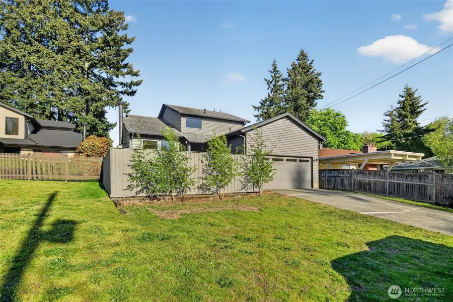 12228 Dayton Avenue N, Seattle, WA 98133 - #3