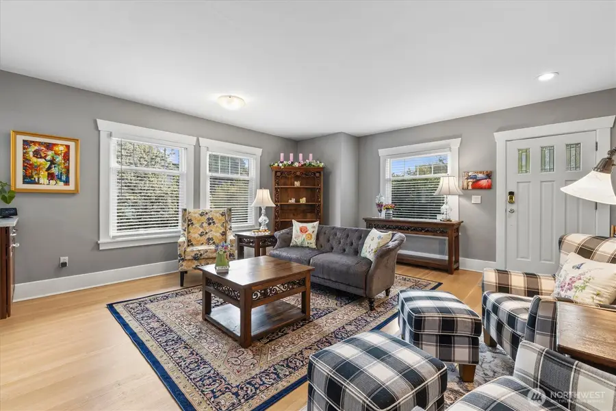 10532 Evanston Avenue N, Seattle, WA 98133 - #3