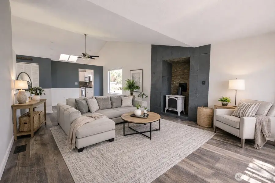 8928 Applegate Loop Sw, Rochester, WA 98579 - #3