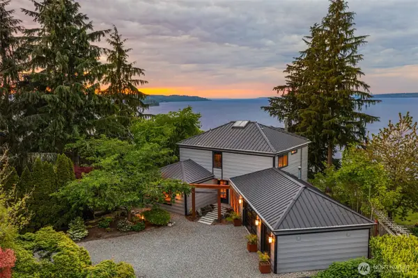 6814 SW Maury Park Rd, Vashon, WA 98070