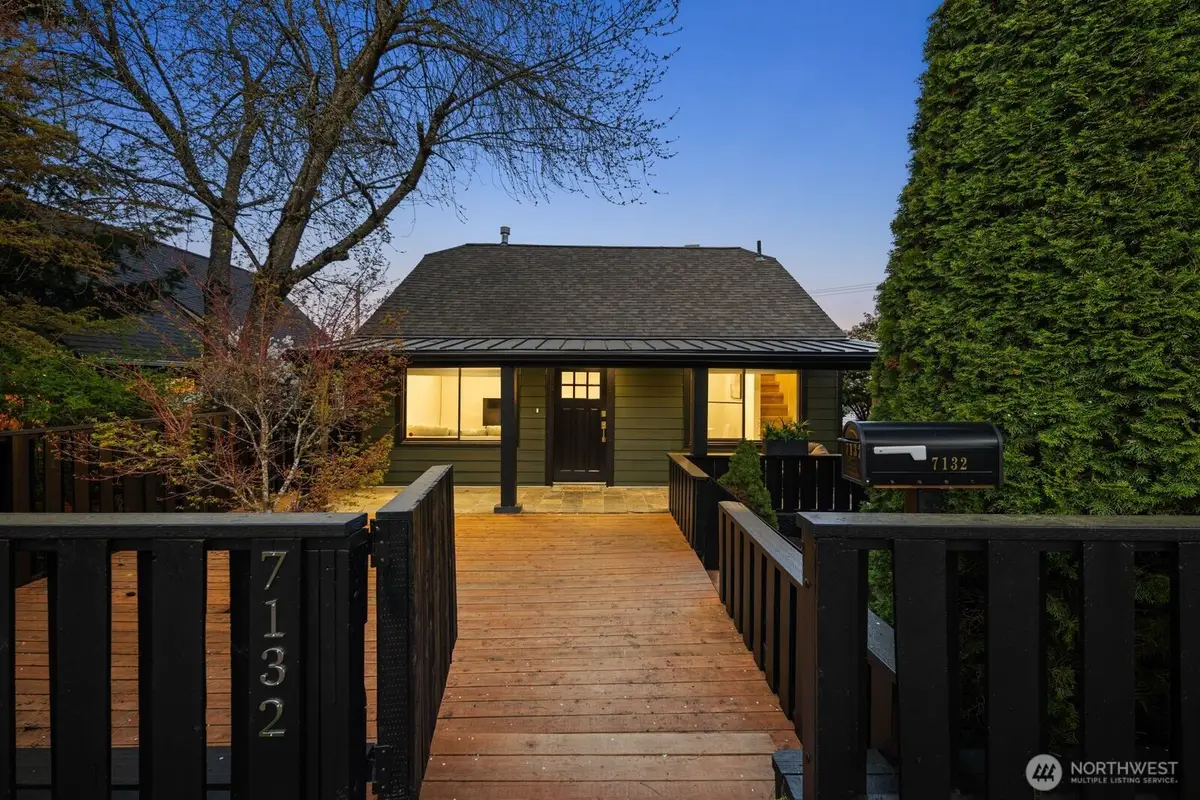 7132 34th Avenue Sw, Seattle, WA 98126 - #1