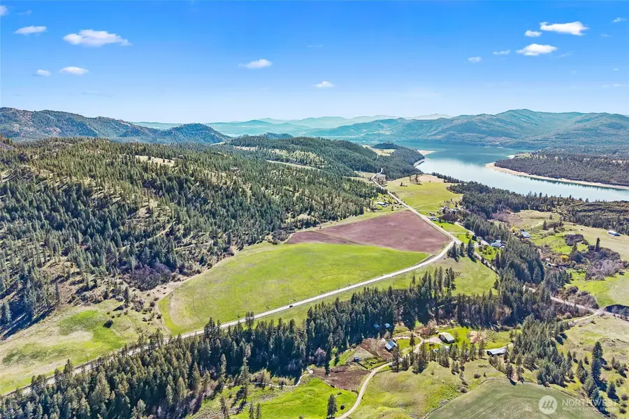 37 Cedonia-addy Road, Hunters, WA 99137 - #3