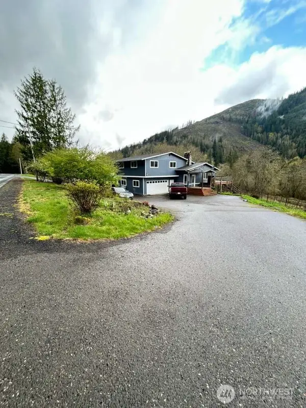 431 Highland Valley Road, Morton, WA 98356