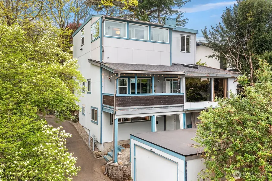 2820 27th Avenue W, Seattle, WA 98199 - #2