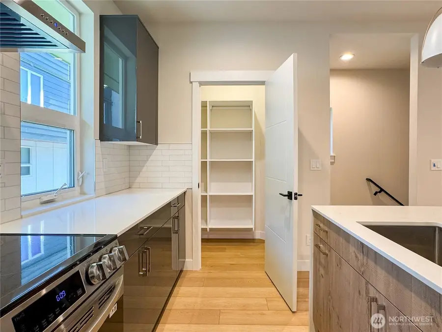 6909 42nd Avenue S #A, Seattle, WA 98118 - #3