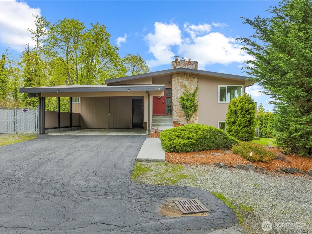 1401 SW 137th Street, Burien, WA 98166 - #1