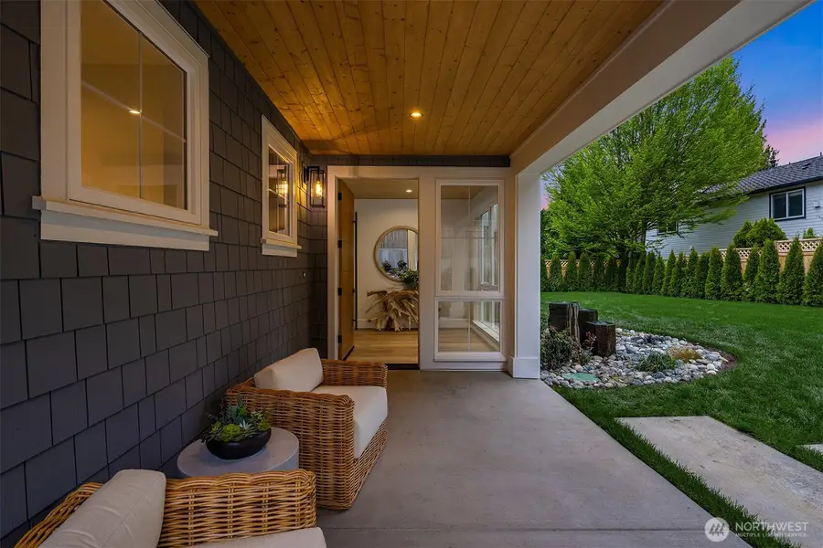 5533 106th Avenue Ne, Kirkland, WA 98033 - #3