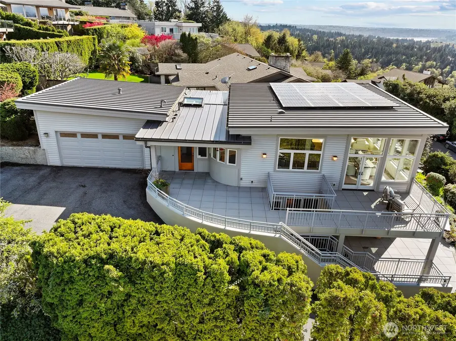 4640 Somerset Place Se, Bellevue, WA 98006 - #2