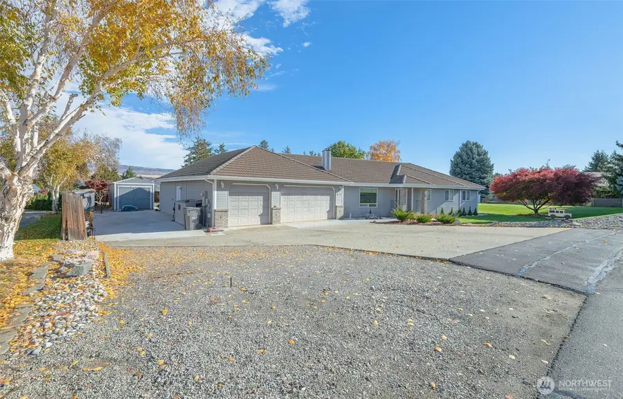 613 Meadow Drive, Wenatchee, WA 98801 - #2