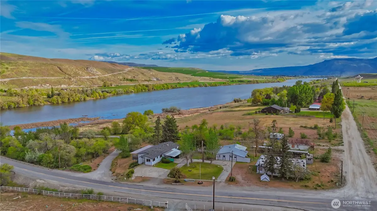 284 Monse Bridge Road, Brewster, WA 98812 - #1