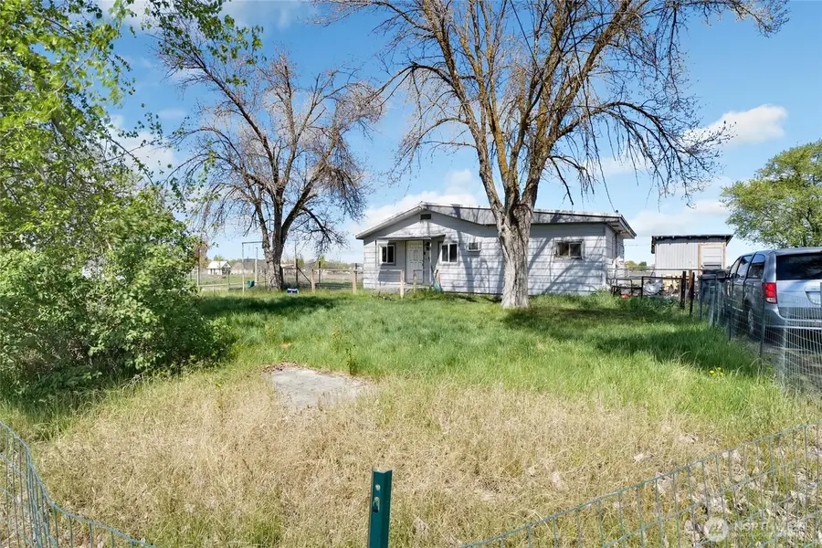 9550 Maple Drive Ne, Moses Lake, WA 98837 - #3