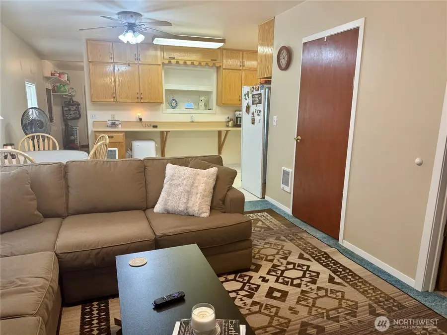 211 W Main Street, Almira, WA 99103 - #3