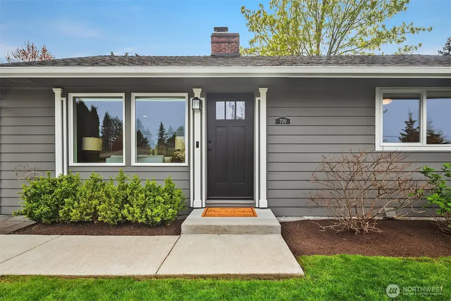 720 View Ridge Drive, Everett, WA 98203 - #3