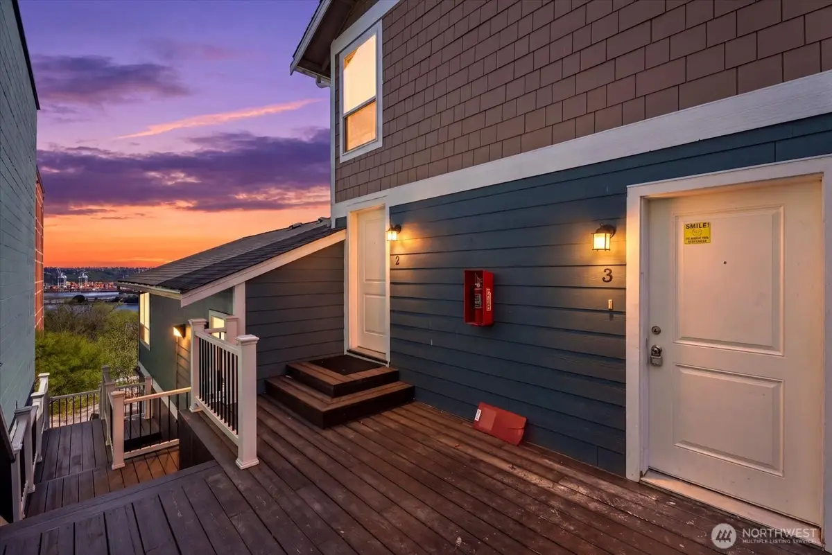 216 Broadway #3, Tacoma, WA 98402 - #1