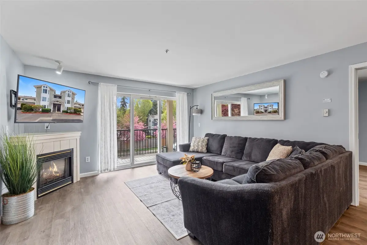 2001 120th Place Se #1-203, Everett, WA 98208 - #1