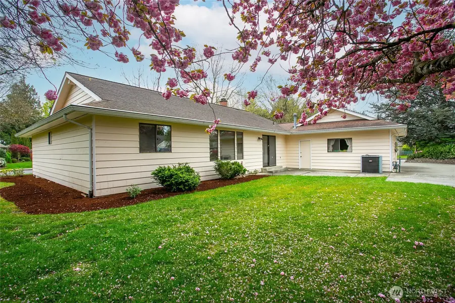 1704 Village Drive, Lynden, WA 98264 - #2