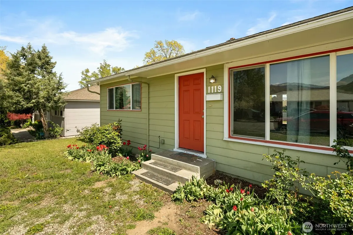 1119 Fuller Street, Wenatchee, WA 98801 - #1