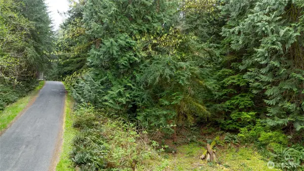 13 Wisteria Lane, Bellingham, WA 98229