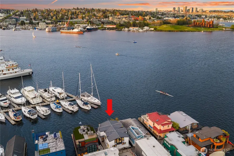 2466 Westlake Avenue N #8, Seattle, WA 98109 - #3