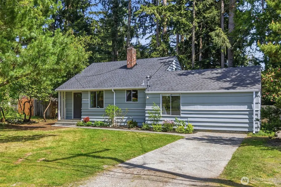 18024 Corliss Avenue N, Shoreline, WA 98133 - #2