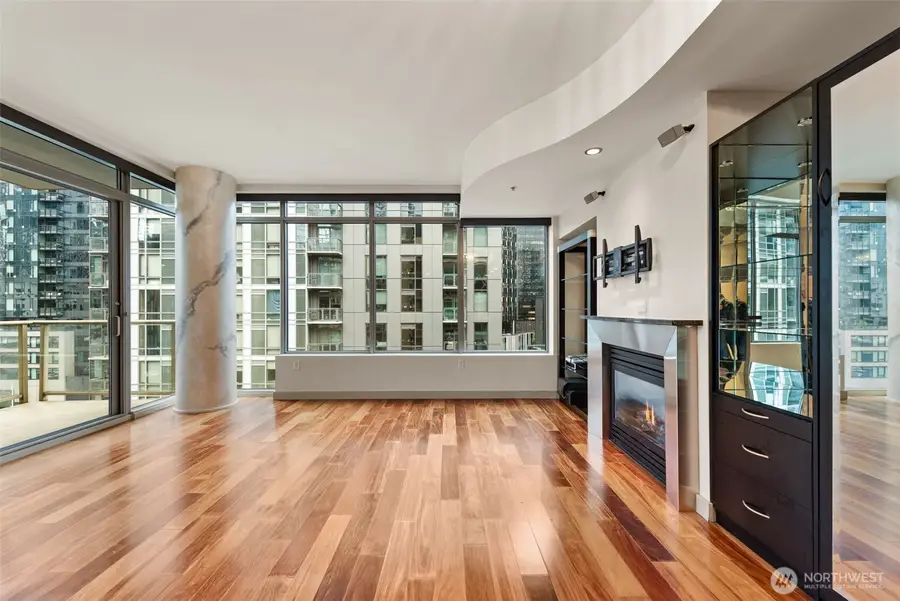 900 Lenora Street #801, Seattle, WA 98121 - #3