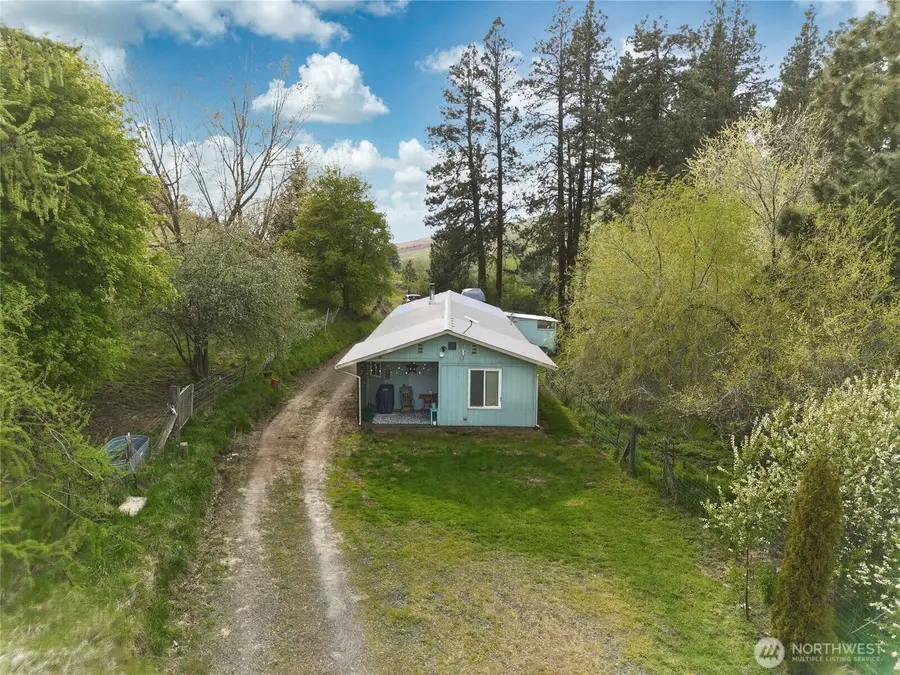 938 Patit Road, Dayton, WA 99328 - #2