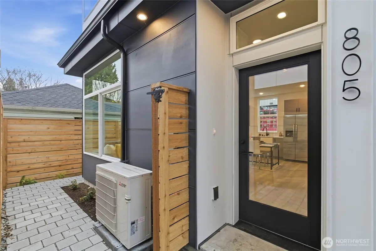 809 S Sullivan Street, Seattle, WA 98108 - #1