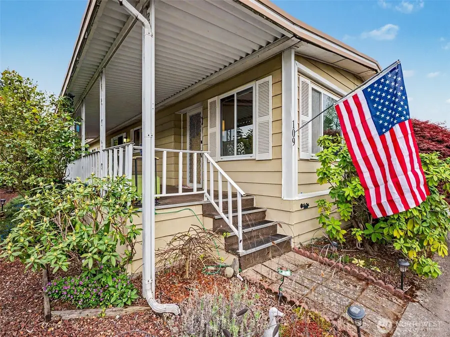 3611 I Street #109, Auburn, WA 98003 - #2