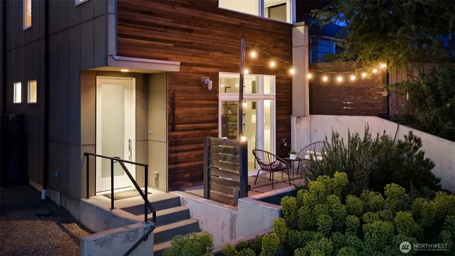 3918 S Hudson Street, Seattle, WA 98118 - #3