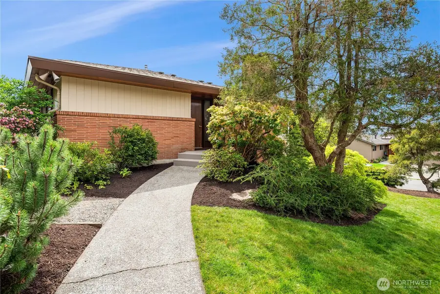 4241 SW Donovan Street, Seattle, WA 98136 - #3