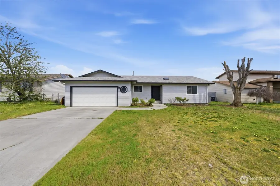725 NW Sunburst Court, Moses Lake, WA 98837 - #2