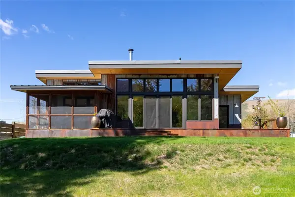 1013 Riverside Avenue, Twisp, WA 98856